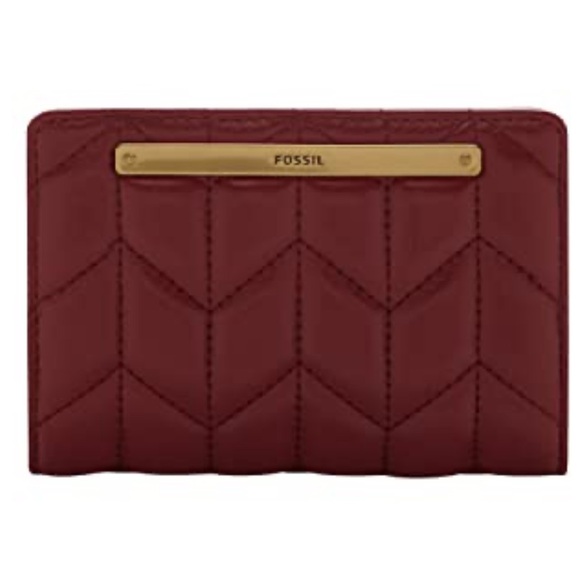 Fossil Burgundy Liza Quilted Cowhide Leather Wallet - Picture 1 of 14